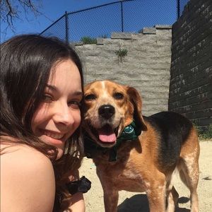 Meet your Posher, Abby